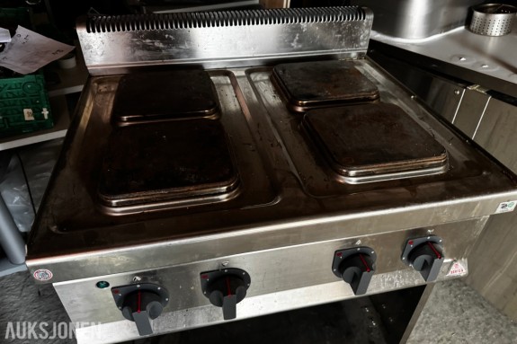 Berto`s E7PQ4M 10,4 KW 4 plater kokeplate