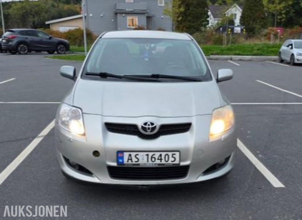 2007 TOYOTA AURIS 1.4D-4D 90HK AUTOMAT EU-OK 03.27