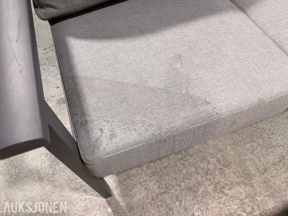 Brafab Samvaro sofa­gruppe med 2 Nardi Aria 100 bord