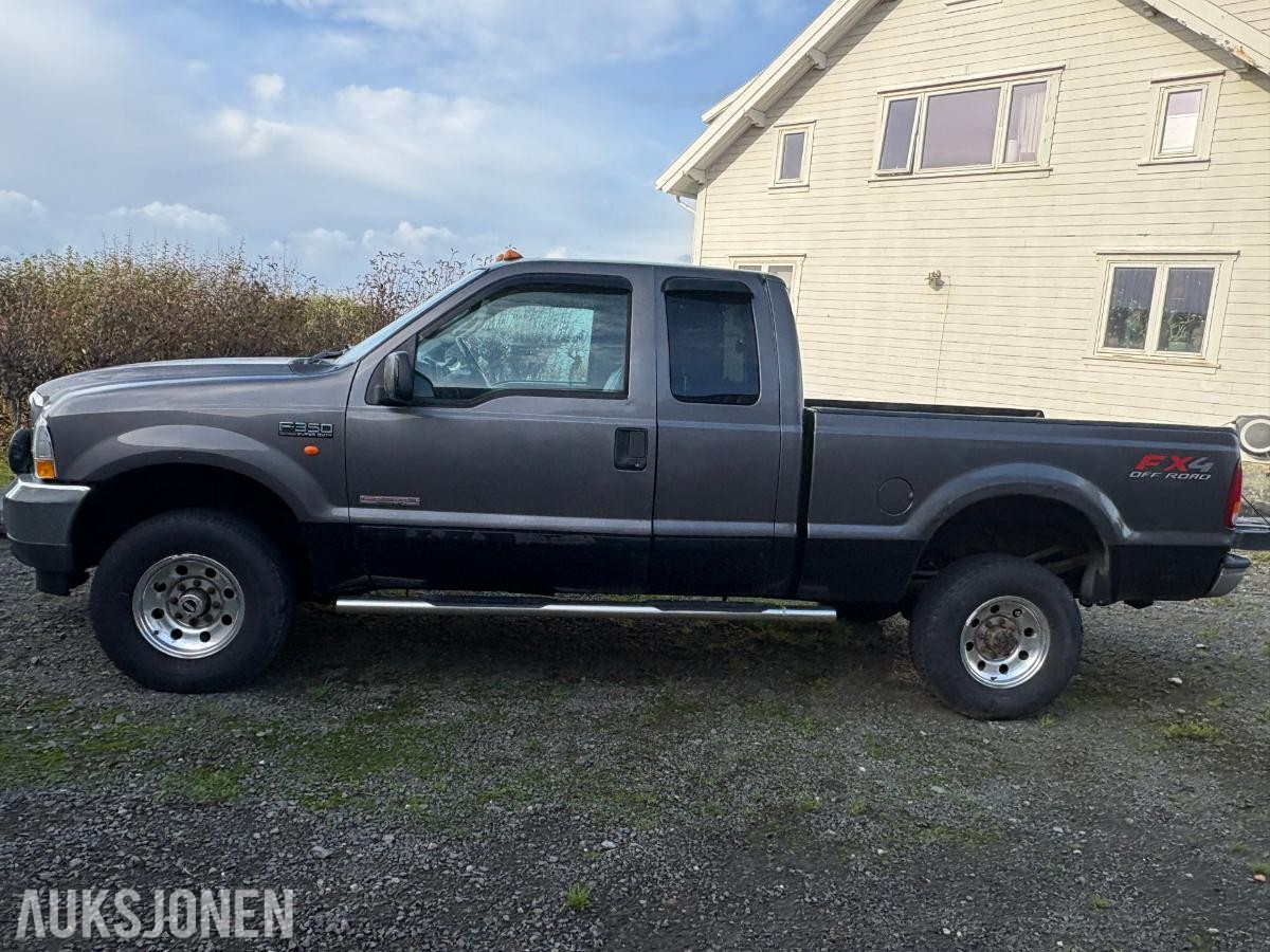 2003 Ford f-350 påkostet reparasjons objekt 