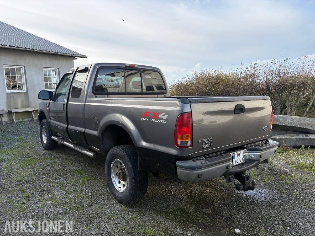 2003 Ford f-350 påkostet reparasjons objekt 