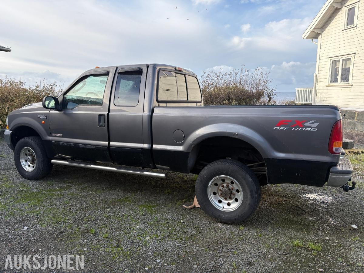 2003 Ford f-350 påkostet reparasjons objekt 