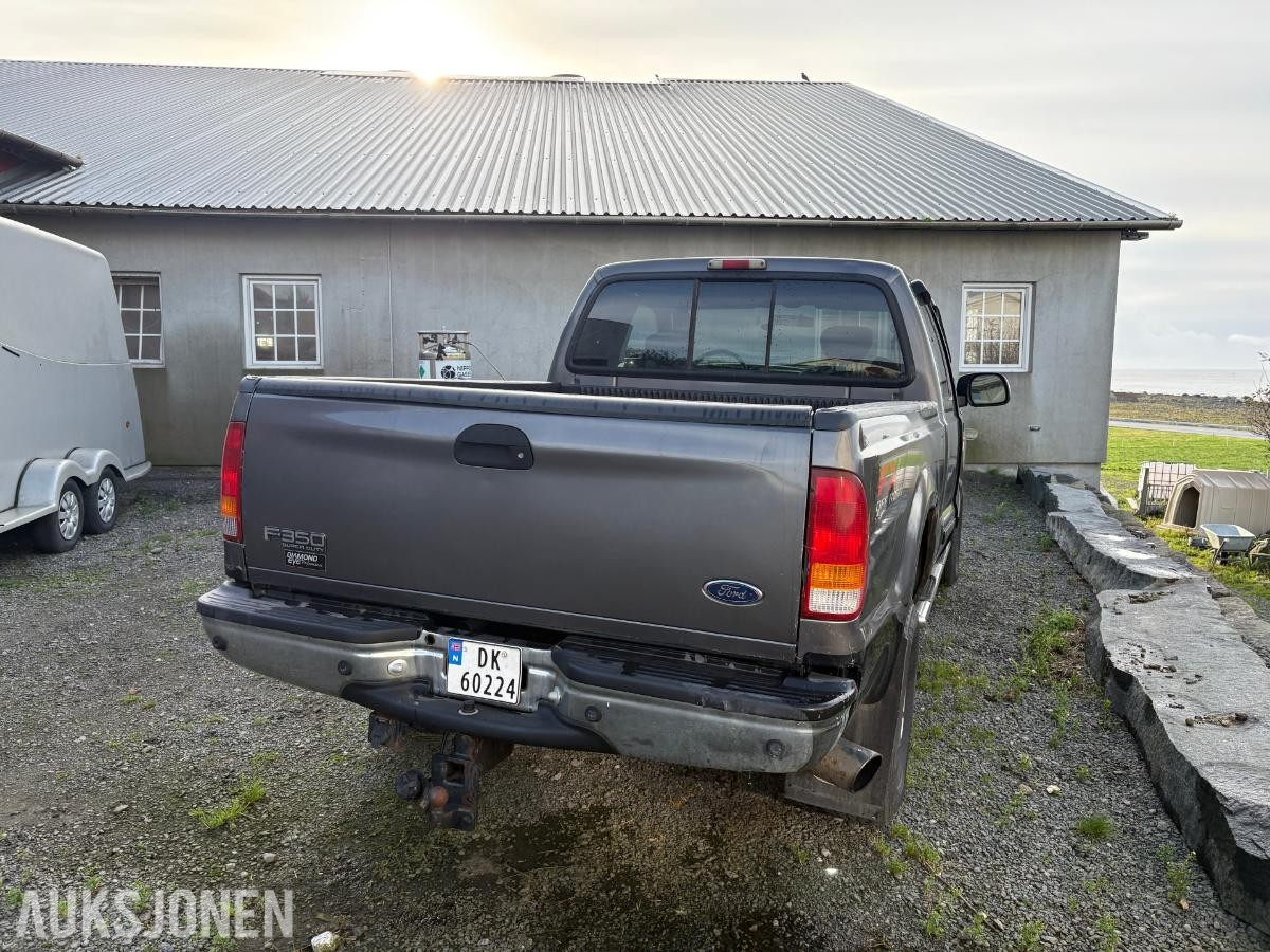 2003 Ford f-350 påkostet reparasjons objekt 