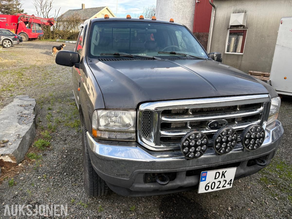 2003 Ford f-350 påkostet reparasjons objekt 