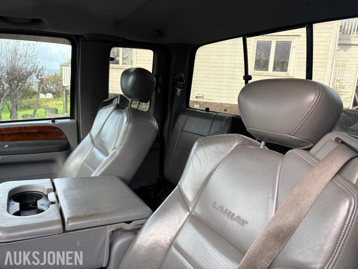 2003 Ford f-350 påkostet reparasjons objekt 