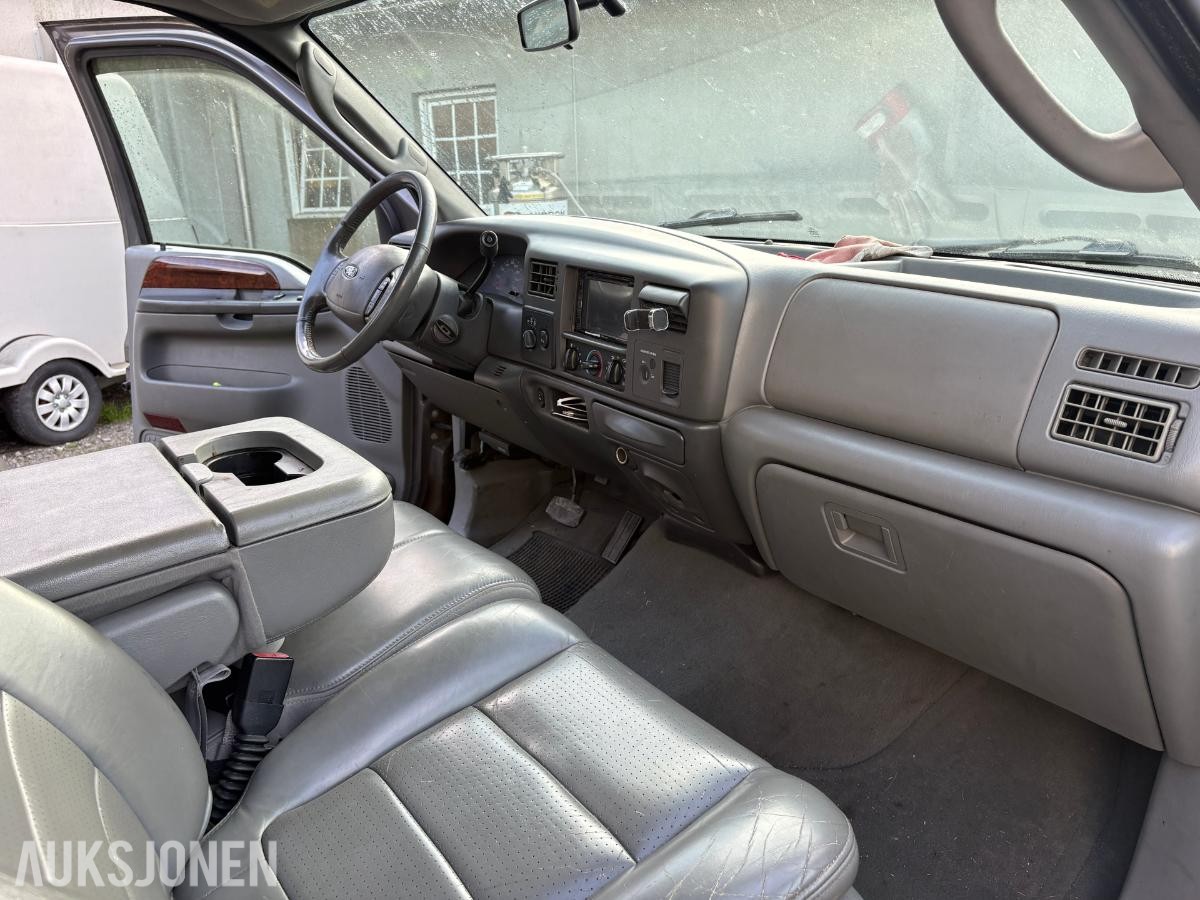 2003 Ford f-350 påkostet reparasjons objekt 