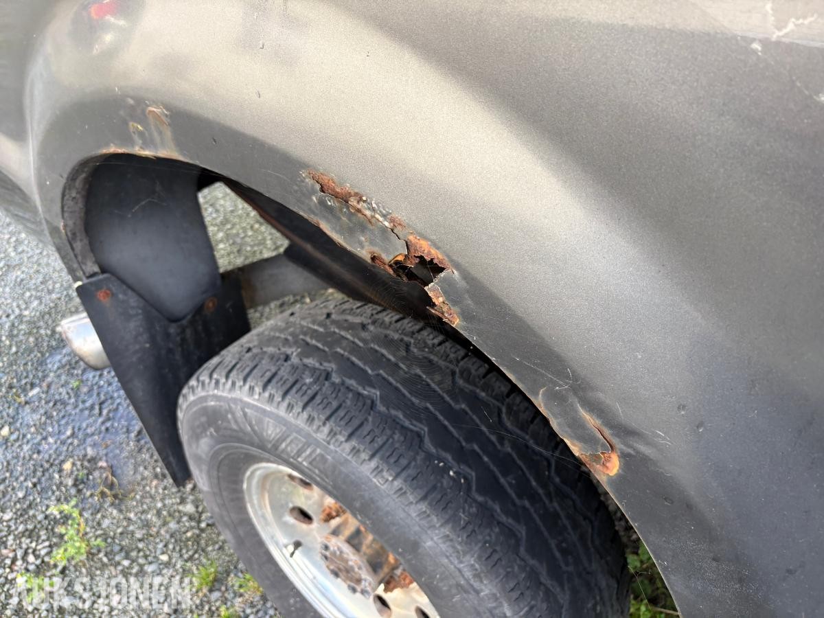 2003 Ford f-350 påkostet reparasjons objekt 