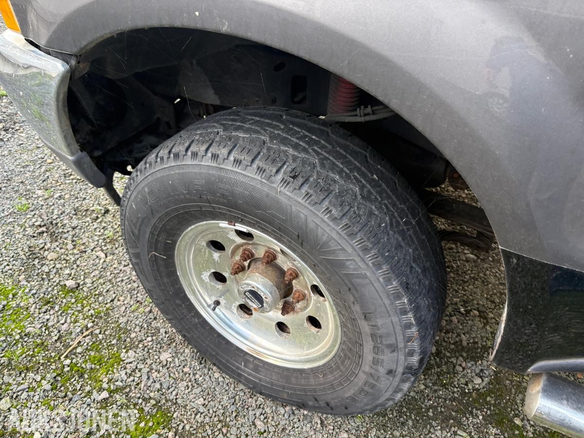 2003 Ford f-350 påkostet reparasjons objekt 