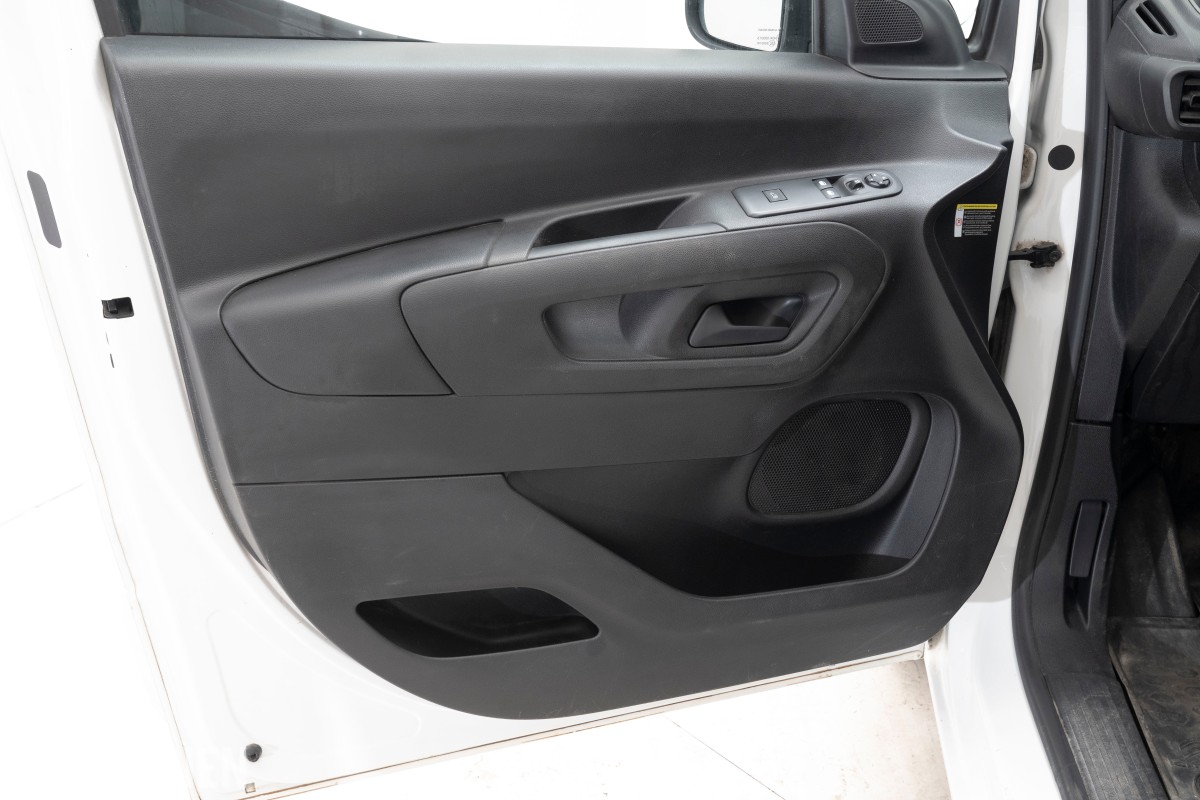 2022 Citroen Berlingo BlueHDI 102 HK L1 HENGERFESTE CRUISE BLINDSONEASSISTENT
