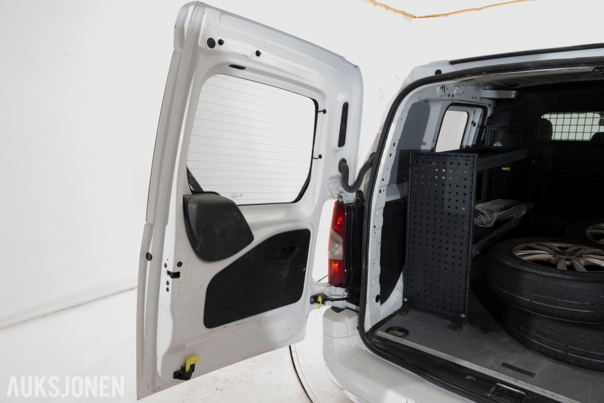 2022 Citroen Berlingo BlueHDI 102 HK L1 HENGERFESTE CRUISE BLINDSONEASSISTENT