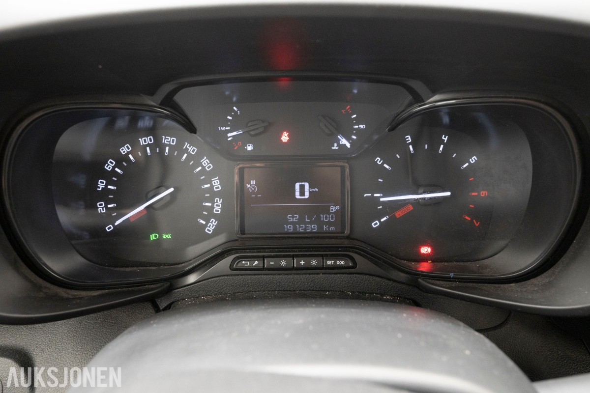 2022 Citroen Berlingo BlueHDI 102 HK L1 HENGERFESTE CRUISE BLINDSONEASSISTENT