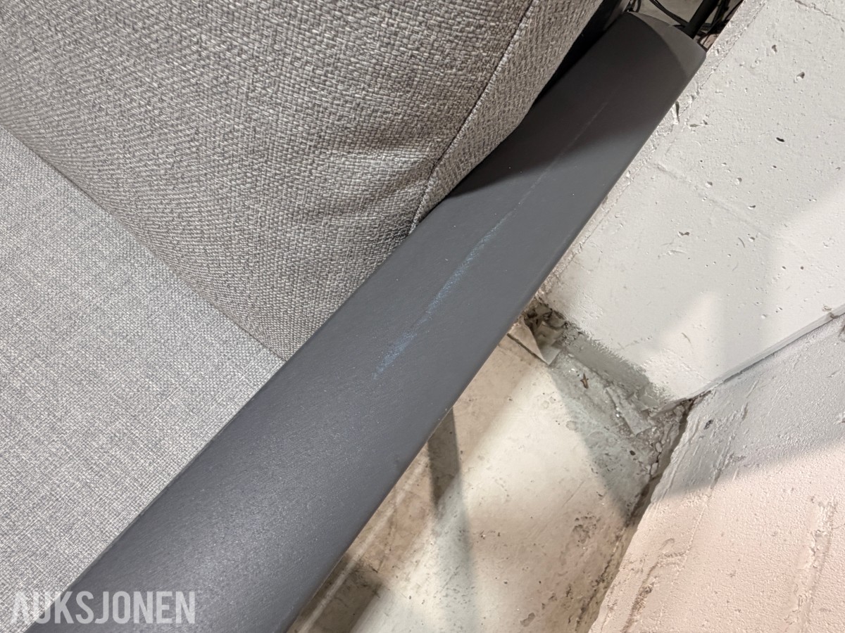 Brafab Samvaro sofa­gruppe med 2 Nardi Aria 100 bord