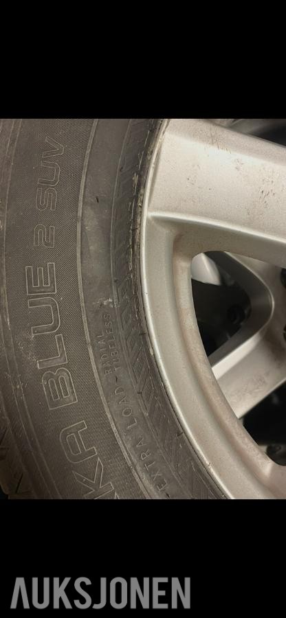 2015 Komplett hjul Nokian Hakka Blue 2 SUV 215/65 R17