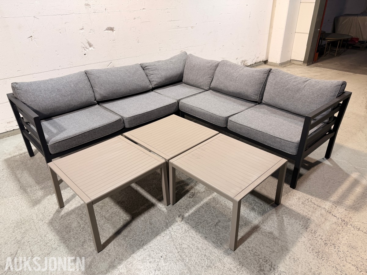 Brafab Samvaro sofagruppe med Nardi Aria 60 bord