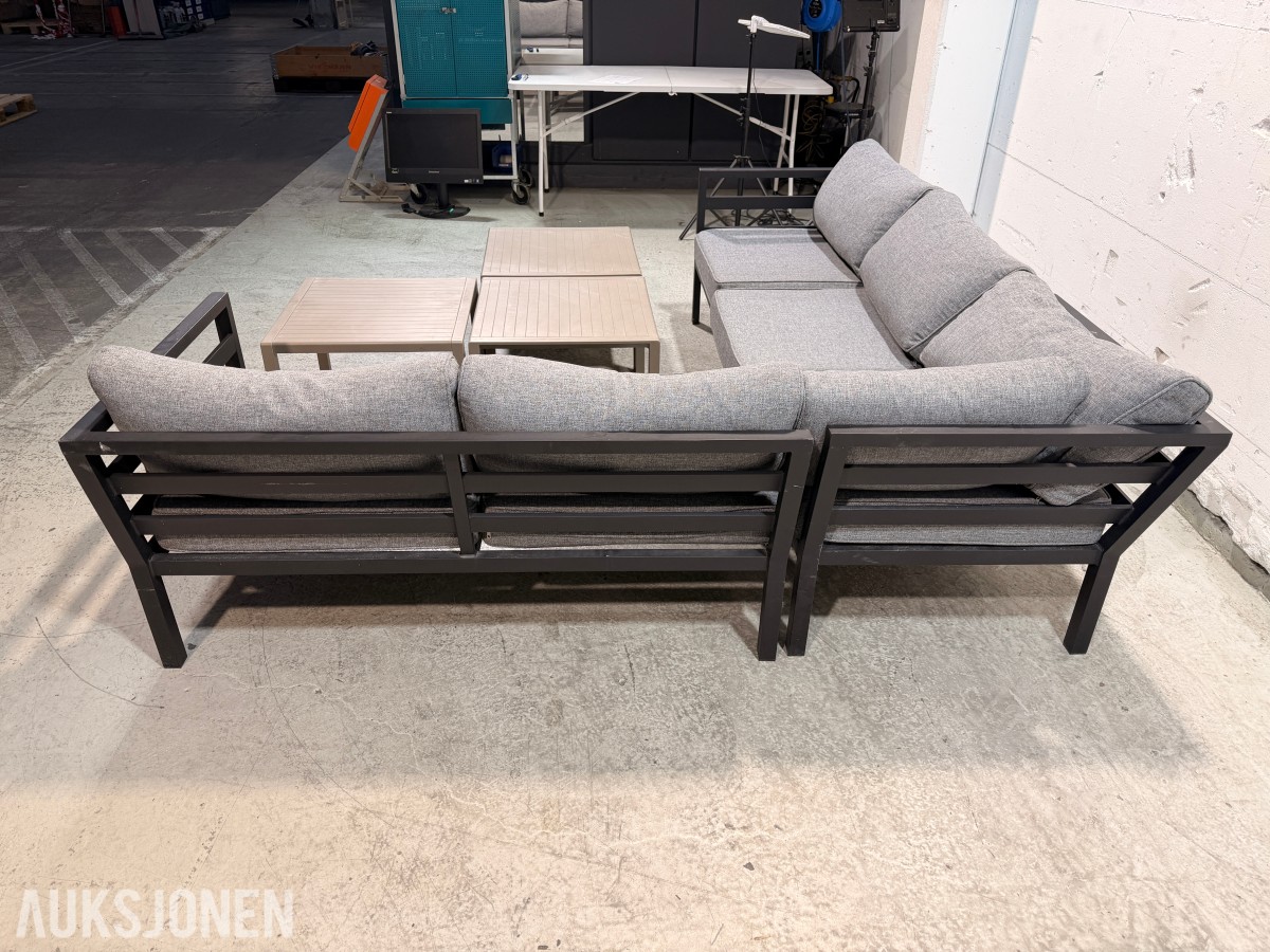 Brafab Samvaro sofagruppe med Nardi Aria 60 bord