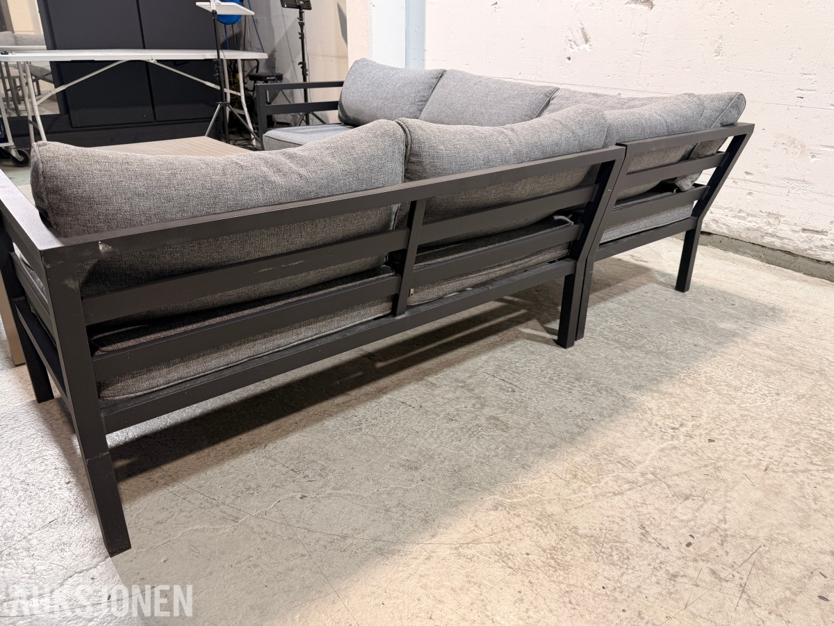 Brafab Samvaro sofagruppe med Nardi Aria 60 bord