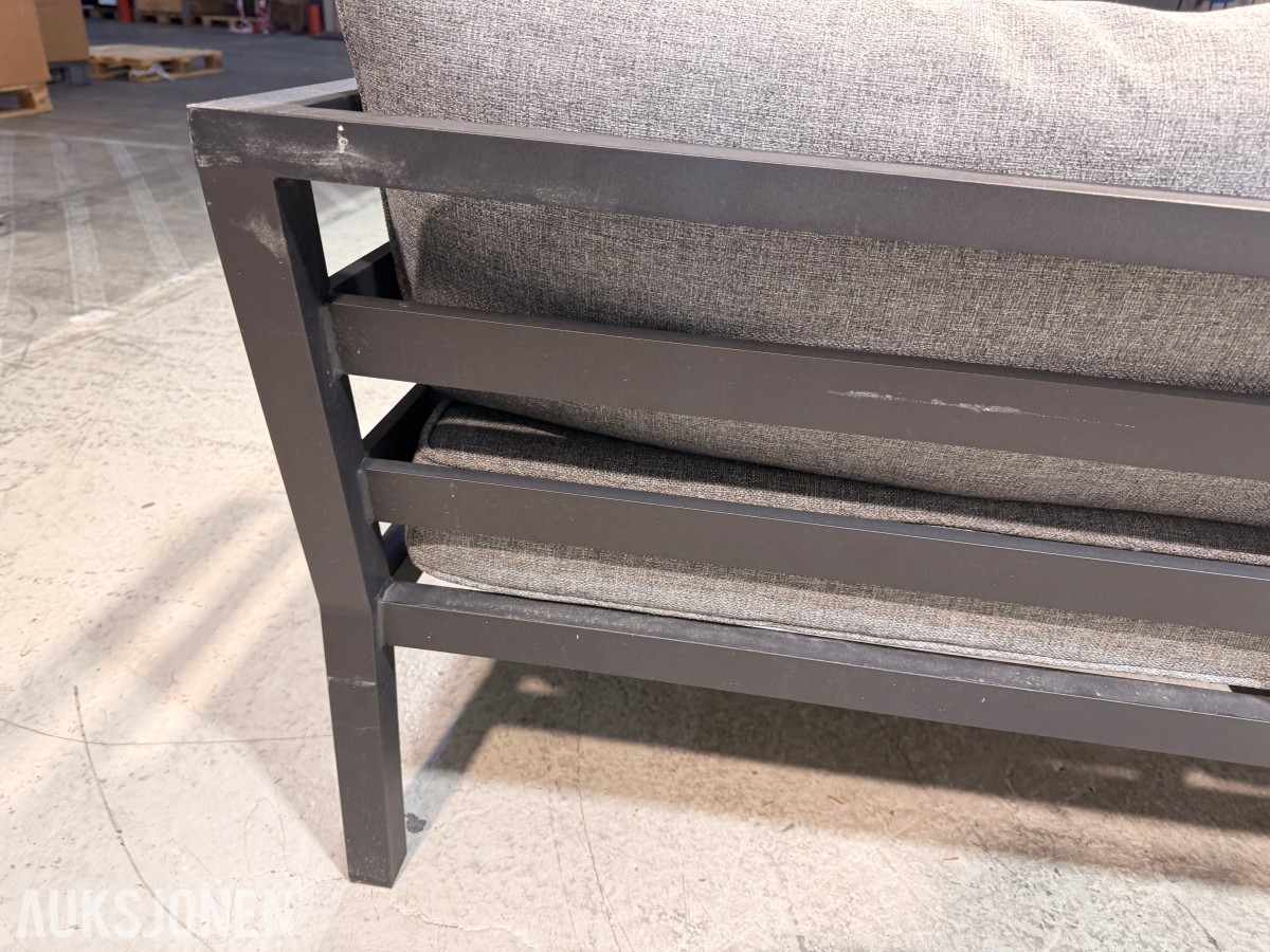 Brafab Samvaro sofagruppe med Nardi Aria 60 bord