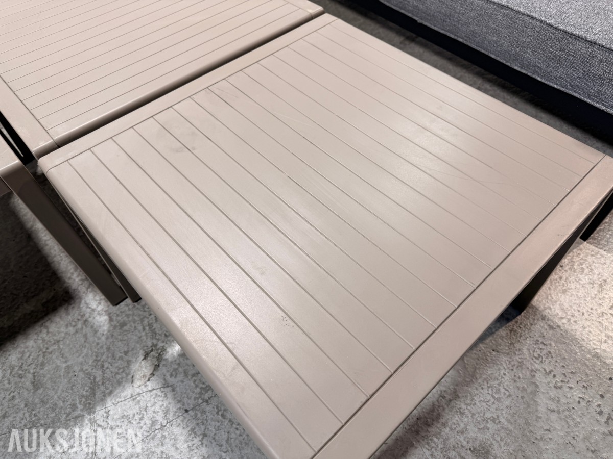 Brafab Samvaro sofagruppe med Nardi Aria 60 bord
