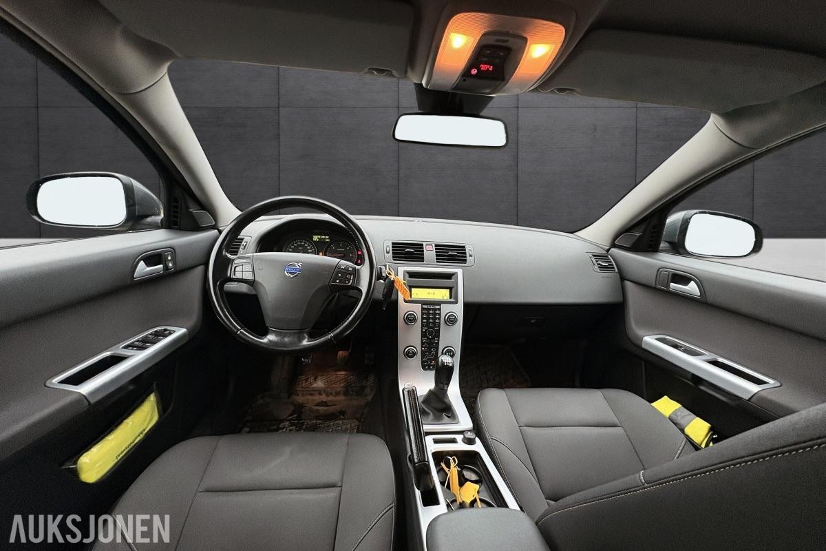 2011 Volvo V50, 1.6-114 D, 168103 km, Eu godkjent til 20.05.2028