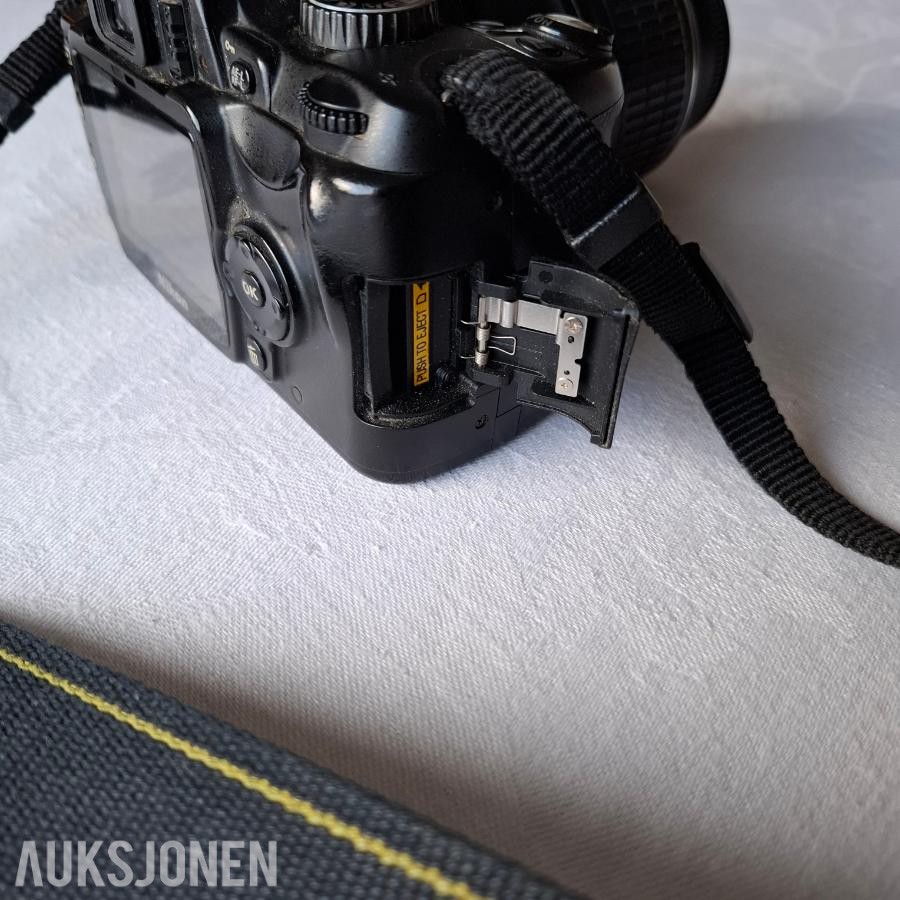 2010 Nikon D60 kamera