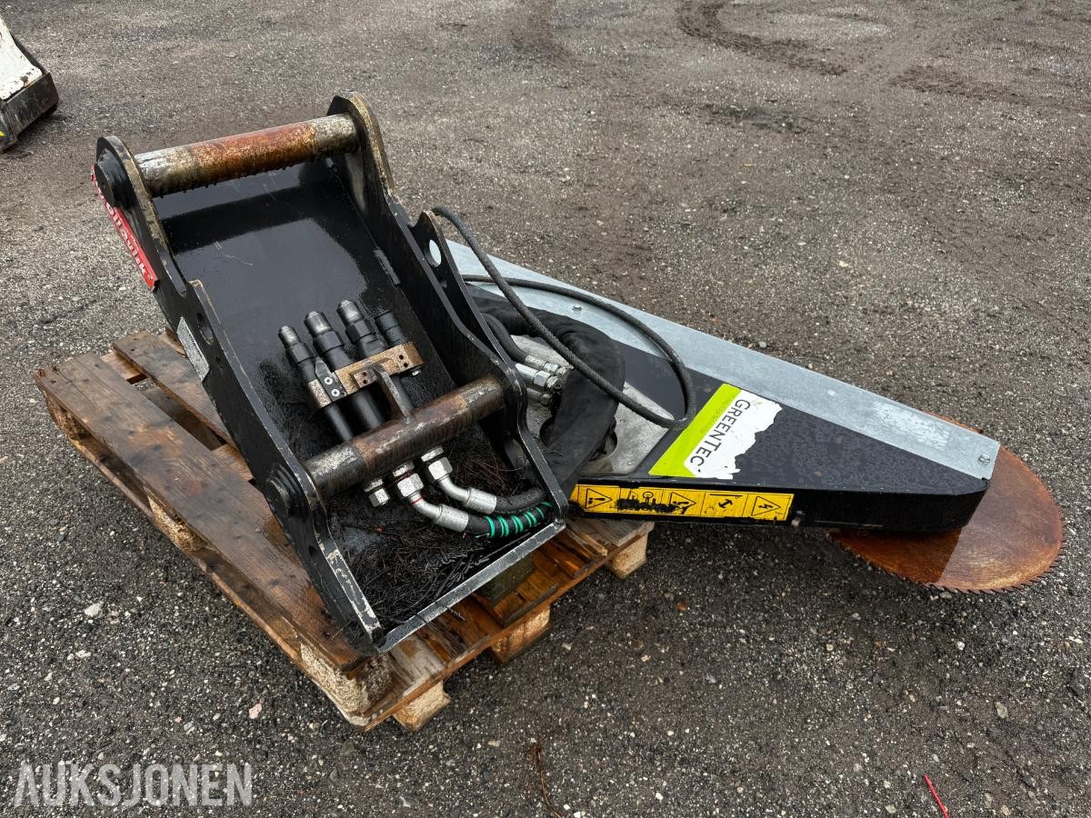 GtreenTec LRS2402 grensag med S60 feste og OilQuick
