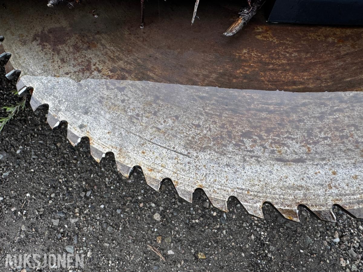GtreenTec LRS2402 grensag med S60 feste og OilQuick