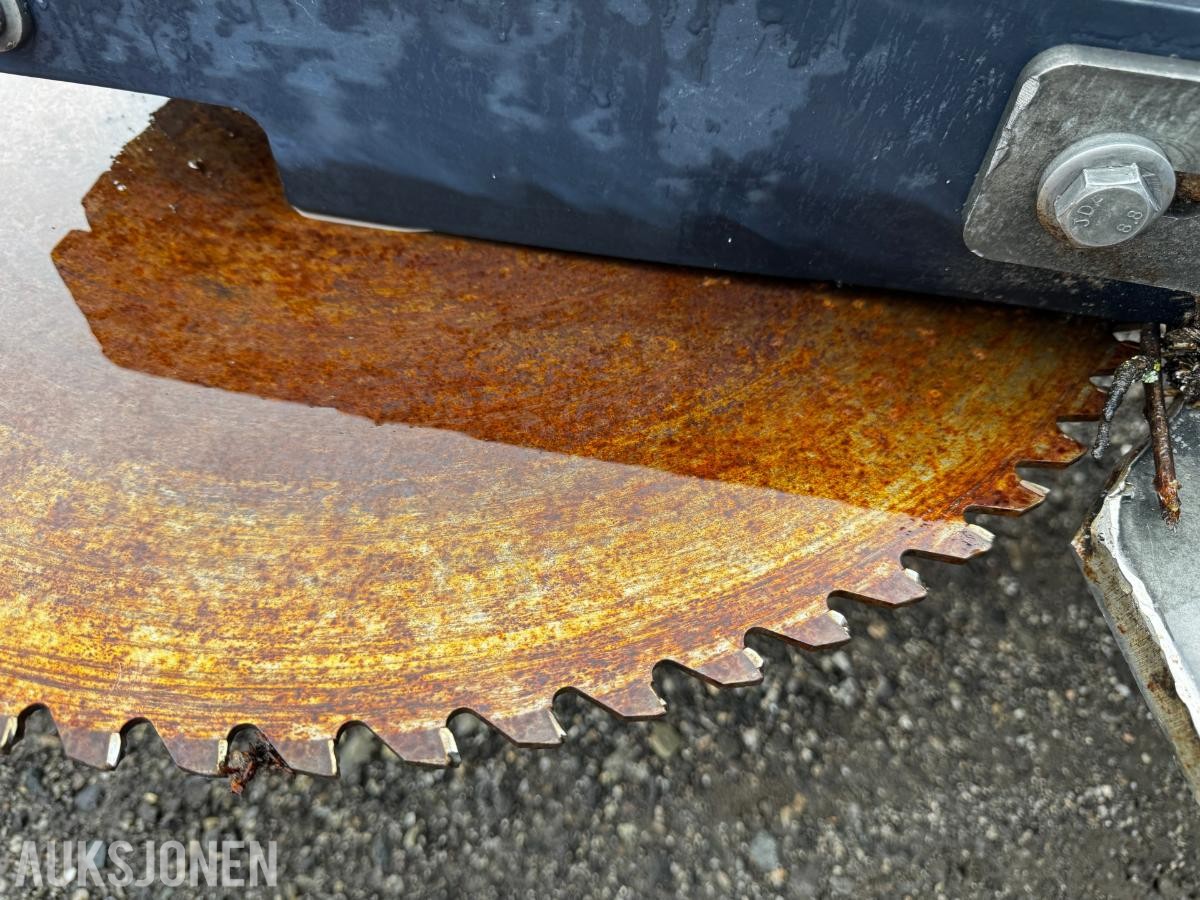GtreenTec LRS2402 grensag med S60 feste og OilQuick