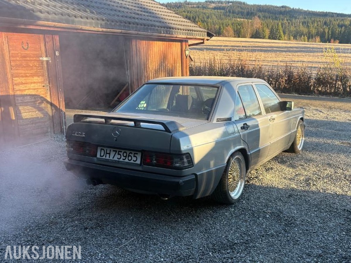 1985 Mercedes-Benz 190 E 2.0