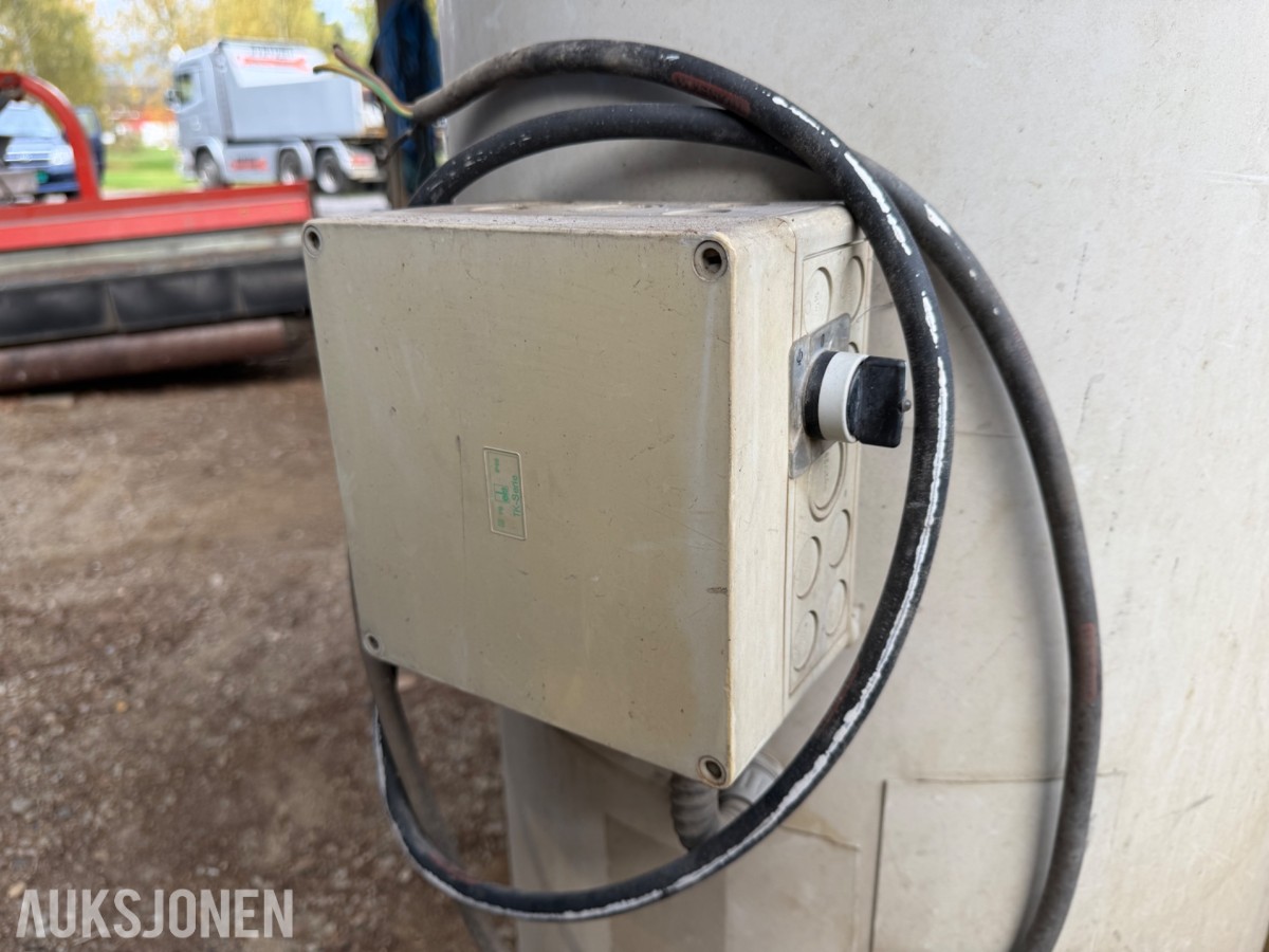 1993 FerroModul T300 E7 varmtvannsbereder – 285 liter – 7 kW