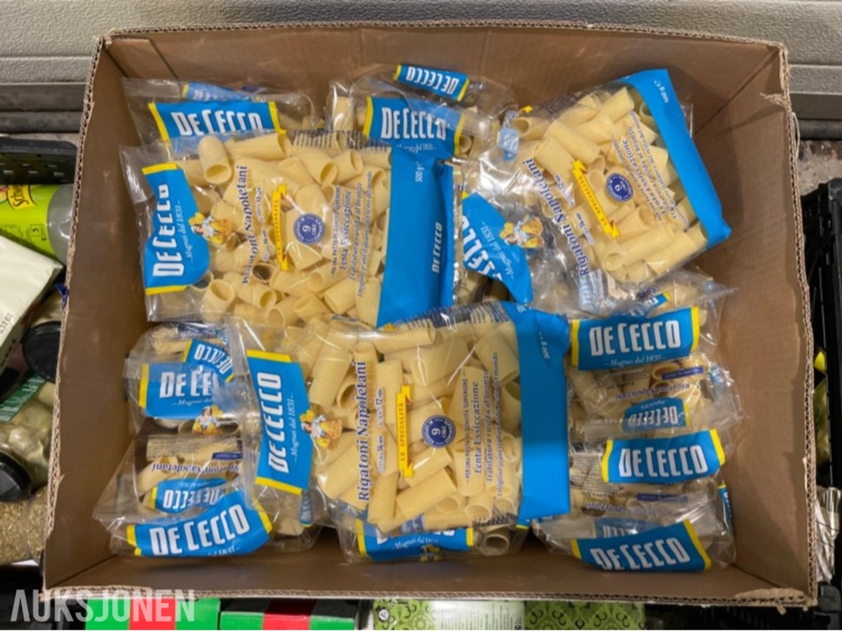 Div mat, hermetikk, pasta m.m.