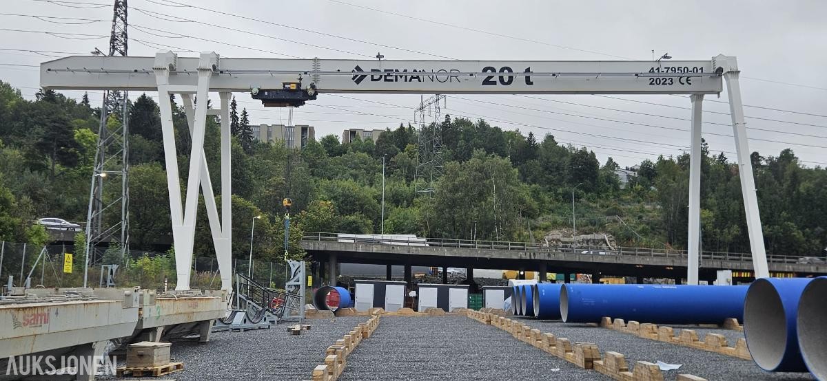 2023 DEMANOR Bukkran - Løftekapasitet 20,0 T Spennvidde 24,6 m