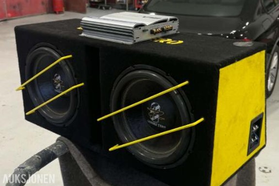 Ground Zero Bilstereo 2x basskasser, 3x forsterkere