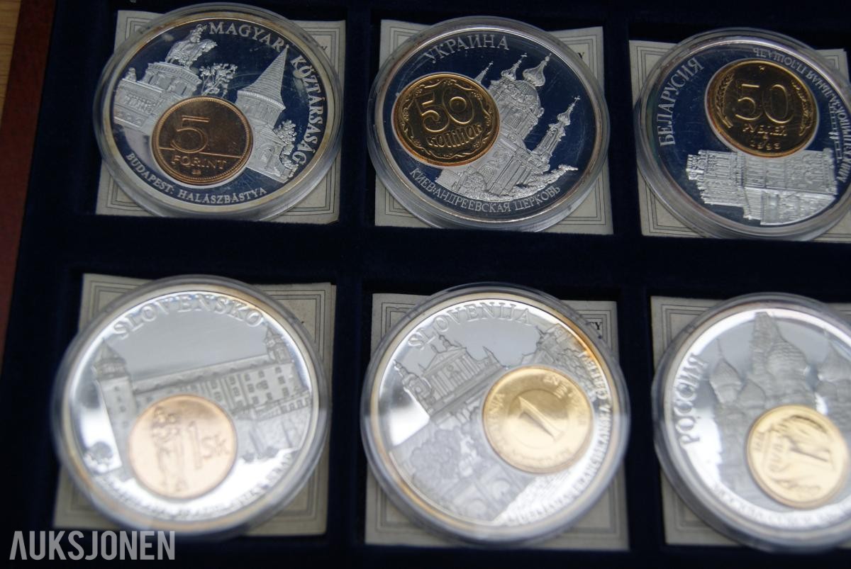 EUROPAS PENGER - 1 SKRIN MED 12 STK.STORE MEDALJER!