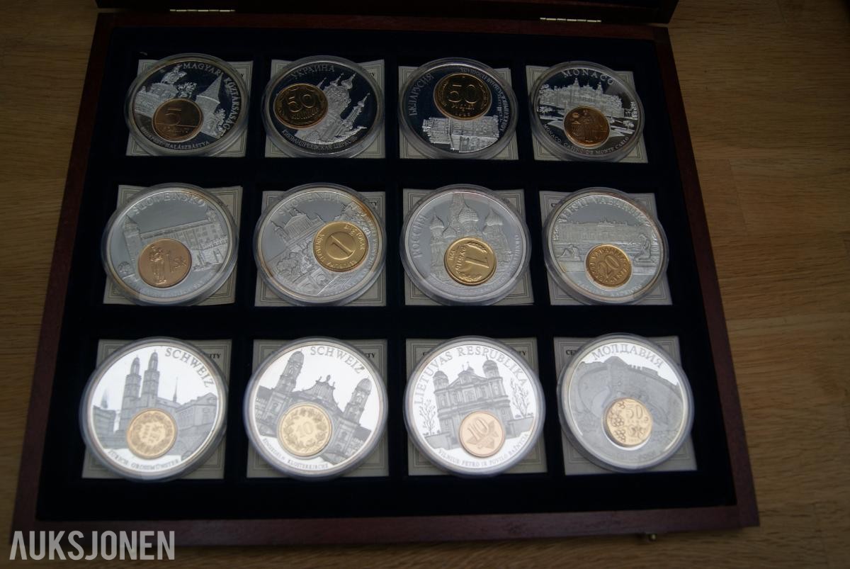 EUROPAS PENGER - 1 SKRIN MED 12 STK.STORE MEDALJER!