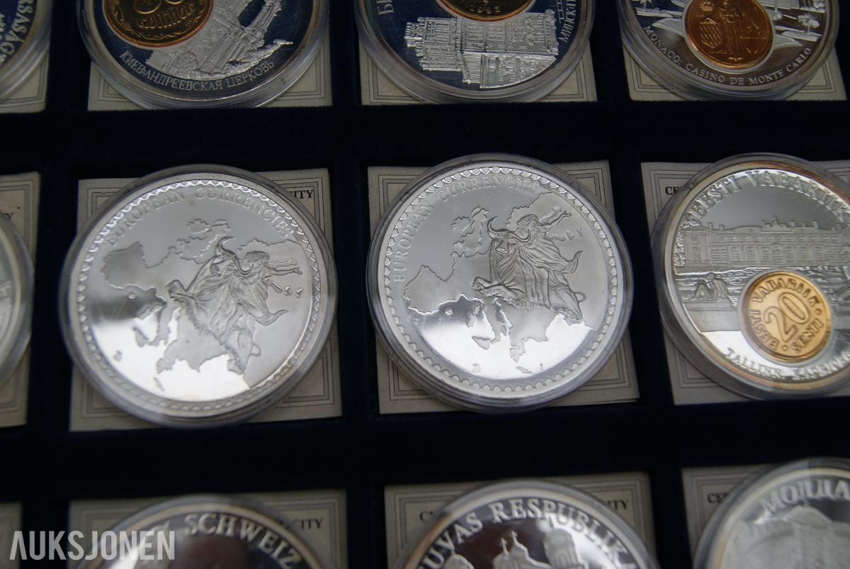 EUROPAS PENGER - 1 SKRIN MED 12 STK.STORE MEDALJER!
