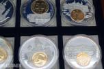 EUROPAS PENGER -  1 SKRIN MED 12 STK.STORE MEDALJER! 