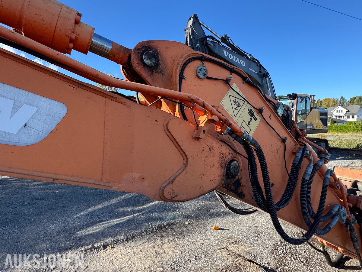 2013 Doosan DX140W-3 Hjulgraver, Engcon tiltrotator og pusseskuff