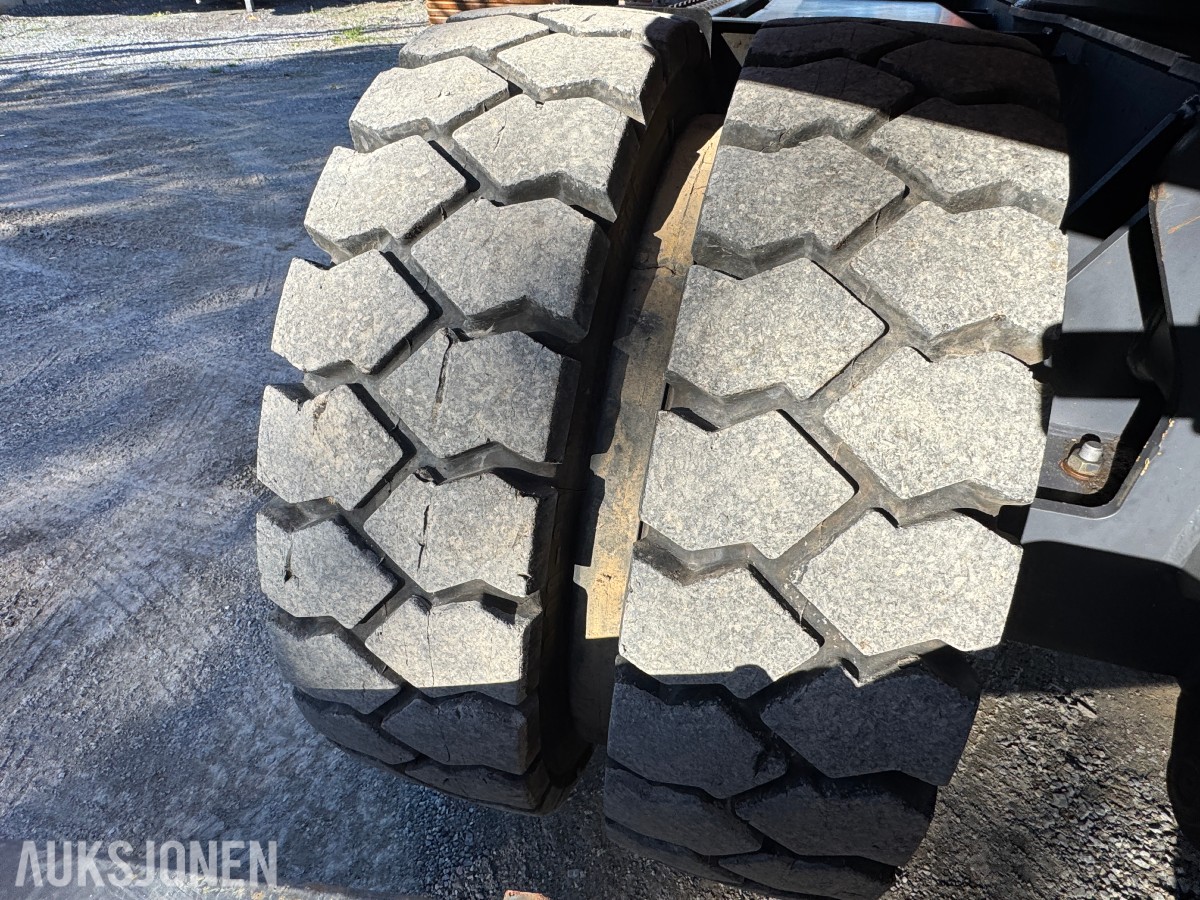 2013 Doosan DX140W-3 Hjulgraver, Engcon tiltrotator og pusseskuff