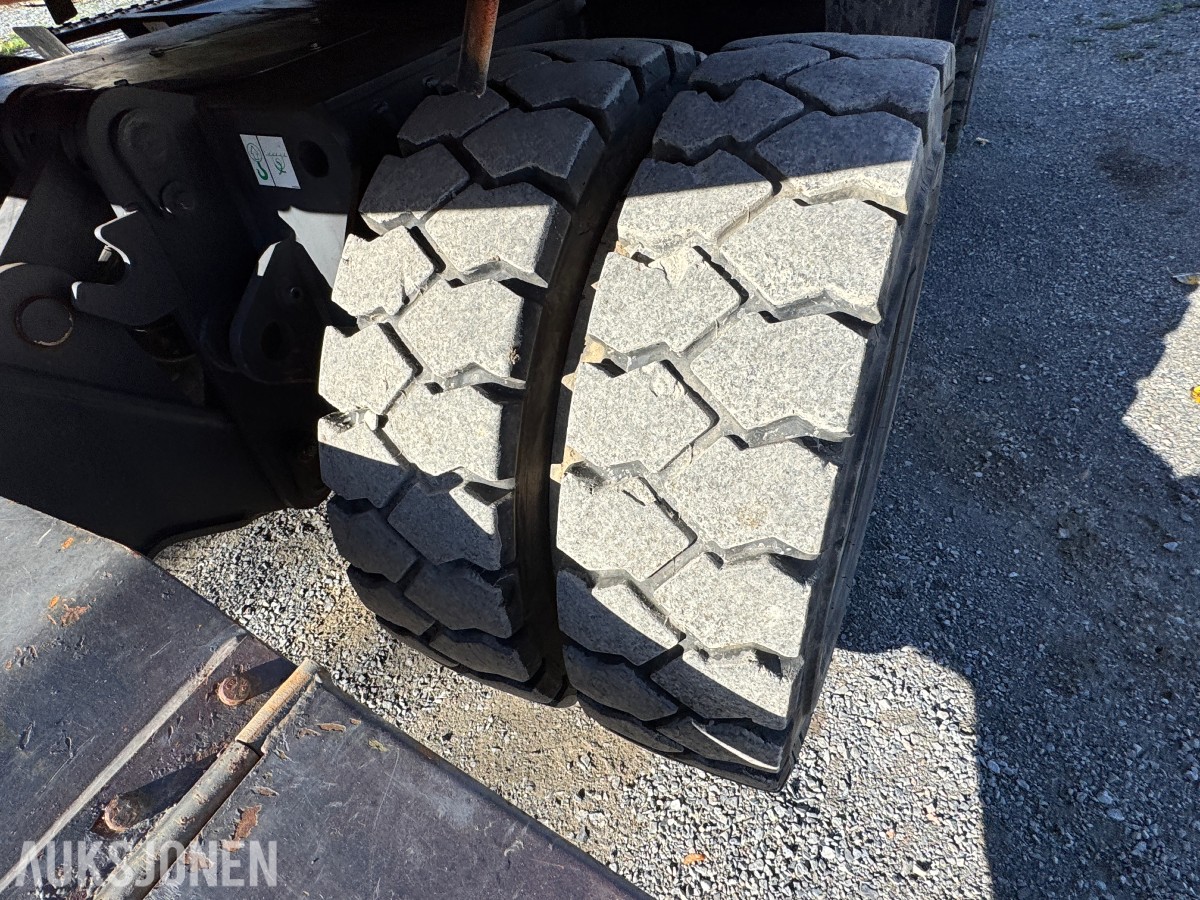 2013 Doosan DX140W-3 Hjulgraver, Engcon tiltrotator og pusseskuff