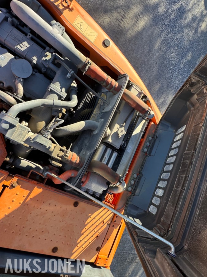 2013 Doosan DX140W-3 Hjulgraver, Engcon tiltrotator og pusseskuff