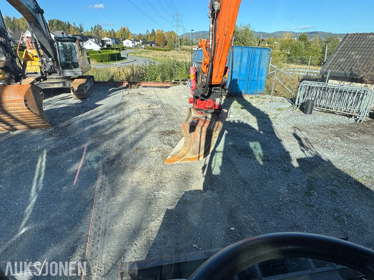 2013 Doosan DX140W-3 Hjulgraver, Engcon tiltrotator og pusseskuff