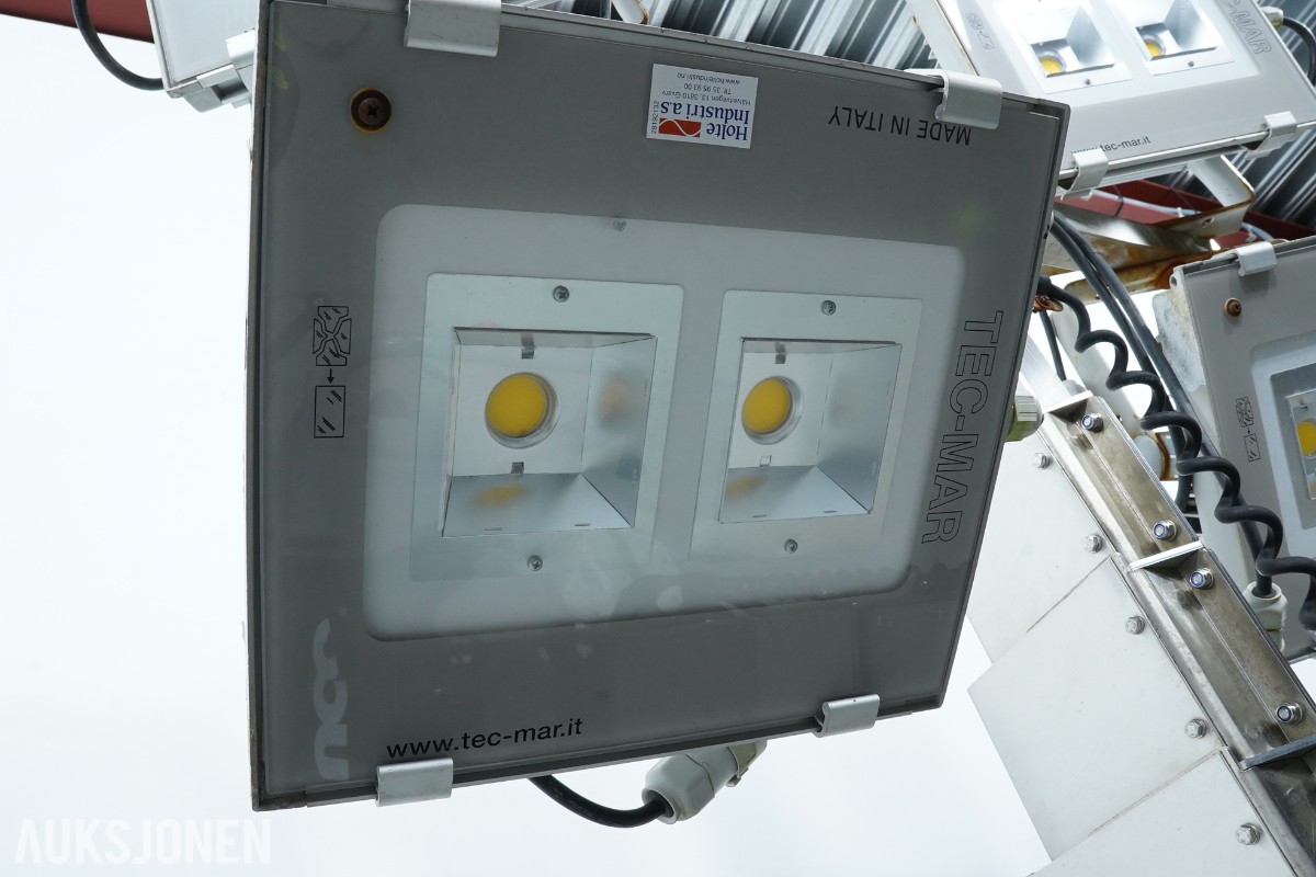 2016 SKY 7M 4X185W PRINCE LED lysmast