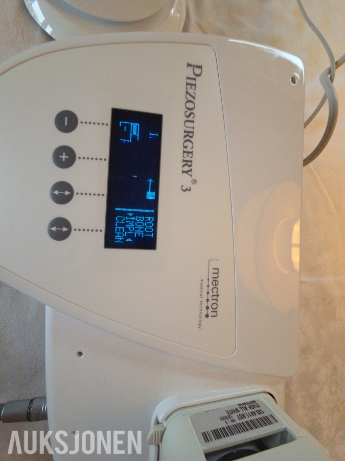 Mectron Piezosurgery 3 – Ultrasonisk kirurgiapparat for tannbehandling – 2009