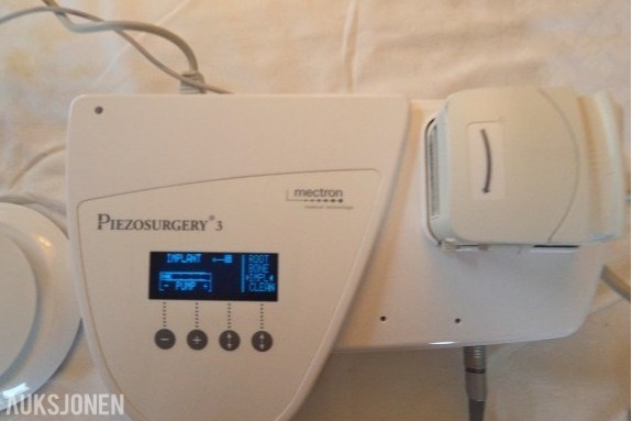Mectron Piezosurgery 3 – Ultrasonisk kirurgiapparat for tannbehandling – 2009