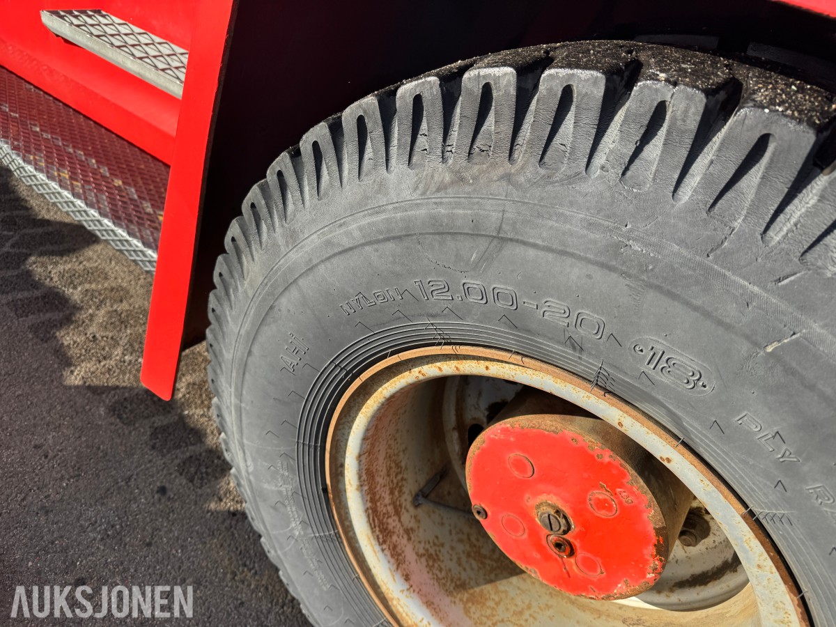 1994 Kalmar DC13,6-EC3 gaffeltruck med løfteåk, sideskift og spreder