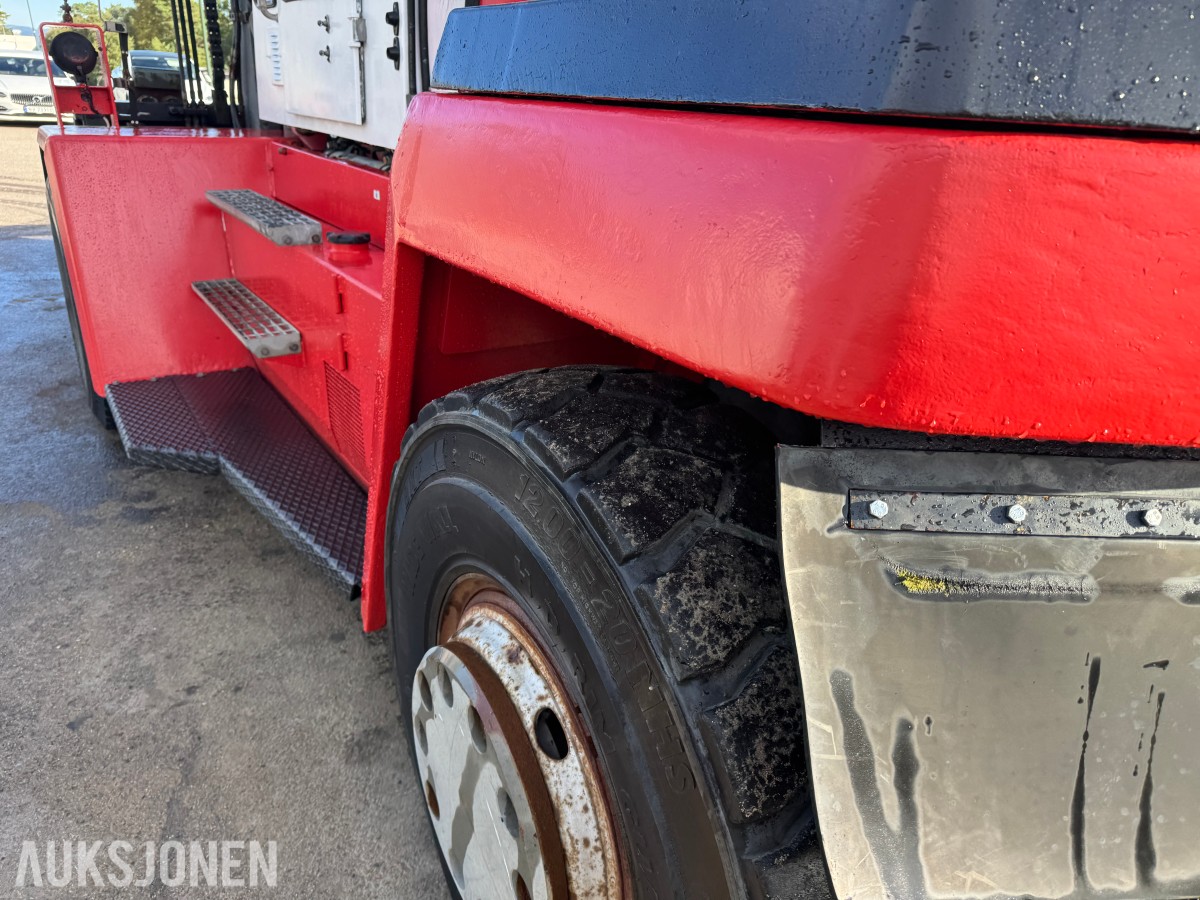 1994 Kalmar DC13,6-EC3 gaffeltruck med løfteåk, sideskift og spreder