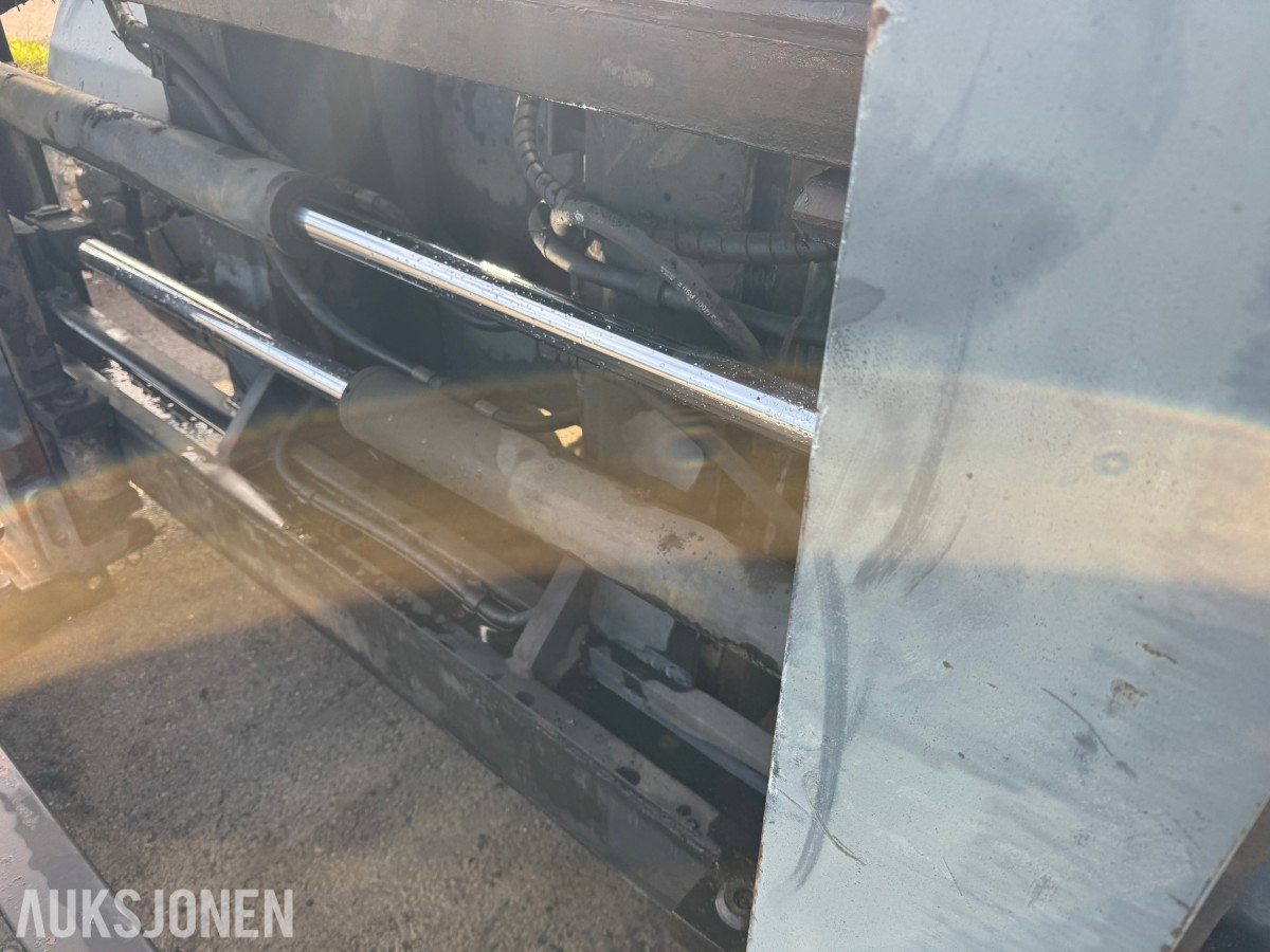1994 Kalmar DC13,6-EC3 gaffeltruck med løfteåk, sideskift og spreder