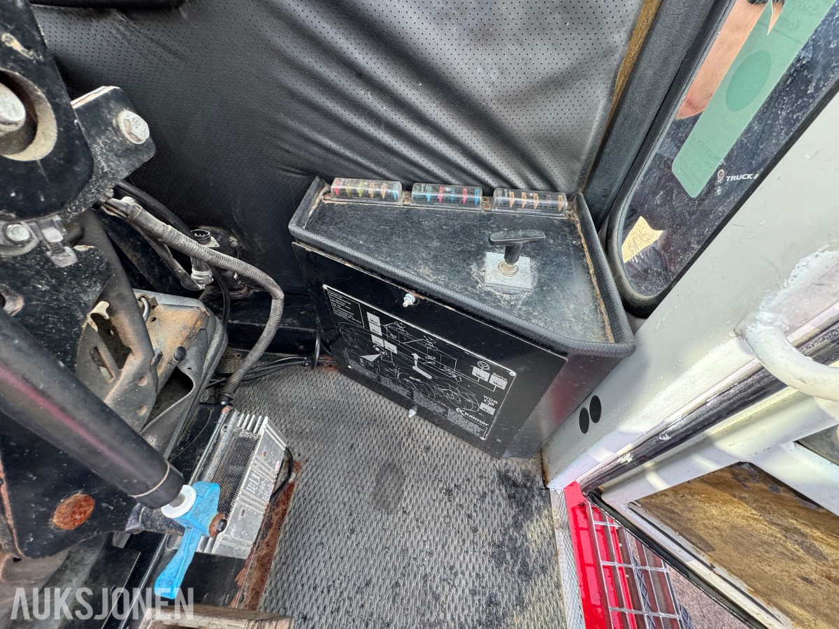 1994 Kalmar DC13,6-EC3 gaffeltruck med løfteåk, sideskift og spreder