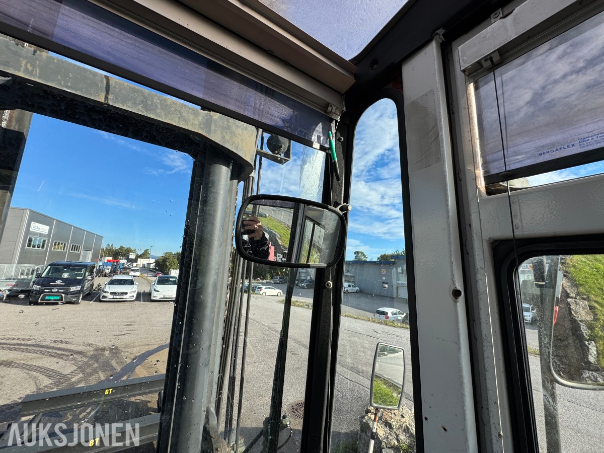 1994 Kalmar DC13,6-EC3 gaffeltruck med løfteåk, sideskift og spreder