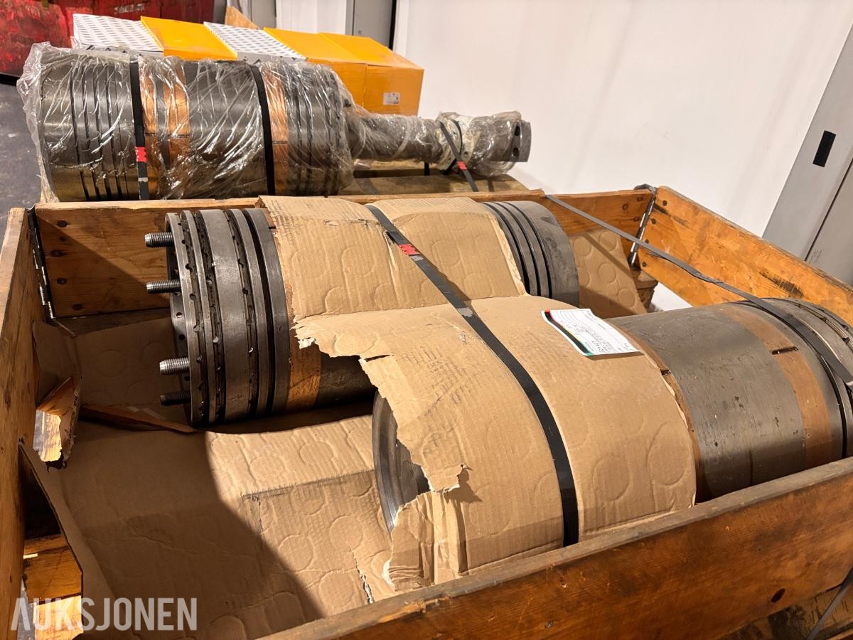 Stor reservedelspakke til Wichmann 9AXAG dieselmotorer – selges samlet